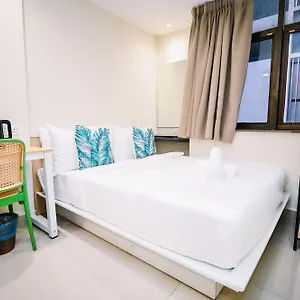 Swing & Pillows - Jalan Imbi ** Kuala Lumpur
